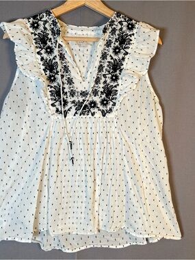 LOFT White Sleeveless Top with Black Dot Print Ruffle Cap Sleeve Fairy Whimsical